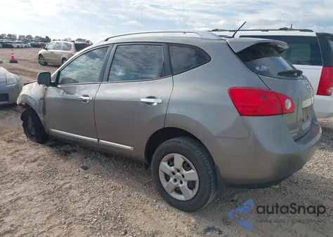 2014 Nissan Rogue Select S z USA, uszkodzony, nr VIN JN8AS5MT3EW622844